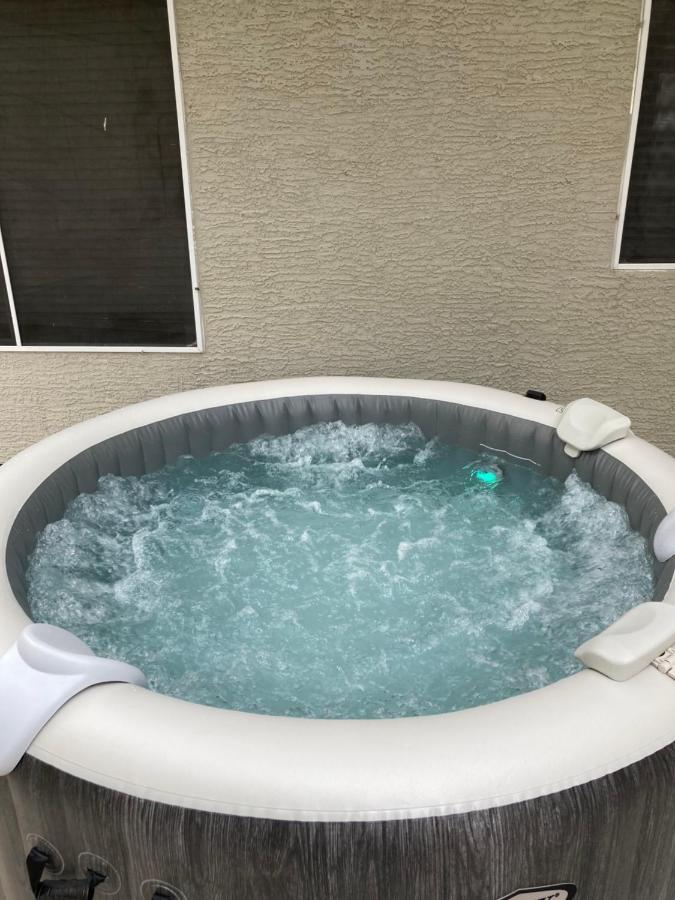 A Beautiful House With Hot Tub, Grill & Games! Βίλα Λας Βέγκας Εξωτερικό φωτογραφία